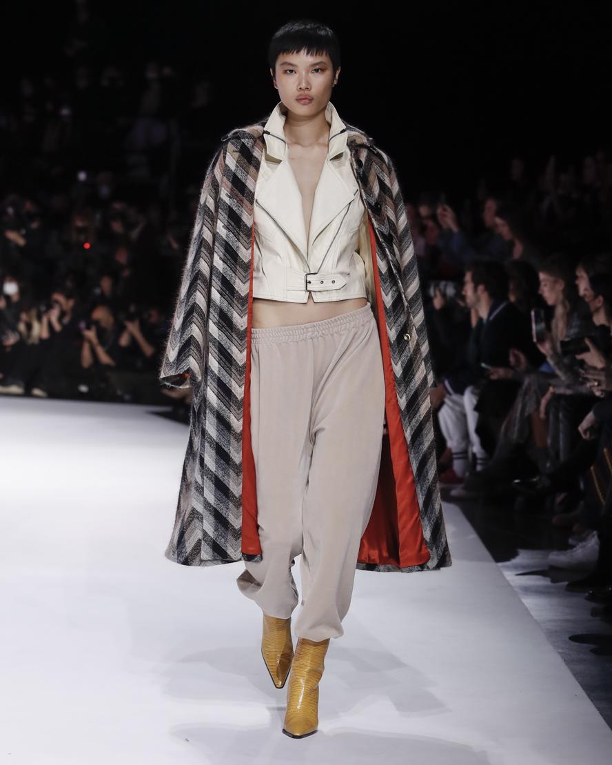 milan-fashion-week--missoni-fall-winter-2023-collection-milan-fashion-week--missoni-fall-winter-2023-collection_(6).jpg