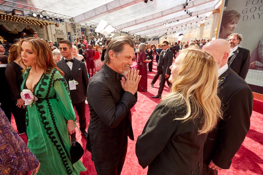 oscars-2022---academy-awards---red-carpet---images-Josh_Brolin.jpg