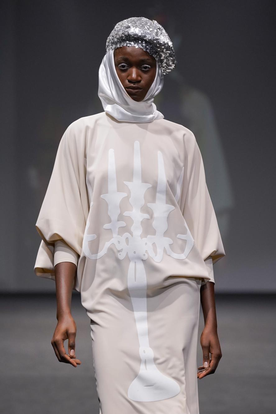 arab-fashion-week-of-dubai---fall-winter-collection-2022-2023---francesca-liberatore-Liberatore_F22_002b.jpg