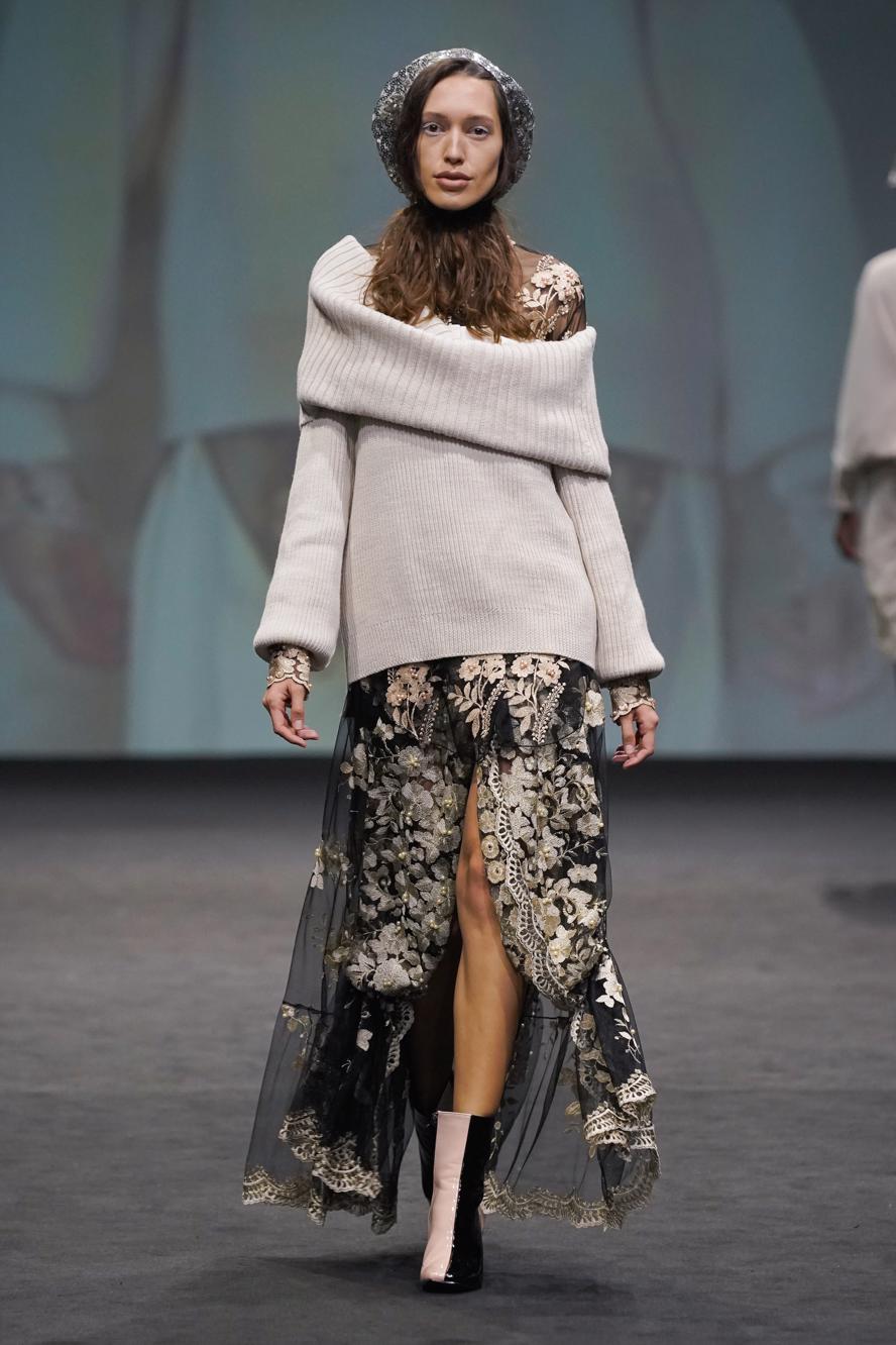 arab-fashion-week-of-dubai---fall-winter-collection-2022-2023---francesca-liberatore-Liberatore_F22_003.jpg