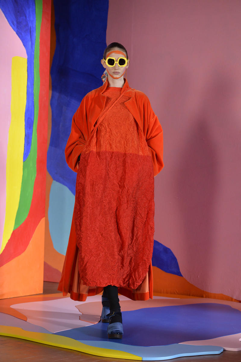 milan-fashion-week--daniela-gregis-fall-winter-2024-2025-collection-11...rosa_bianco_baldo...daniela_gregis...collezione_autunno_inverno_2024_2025.jpg