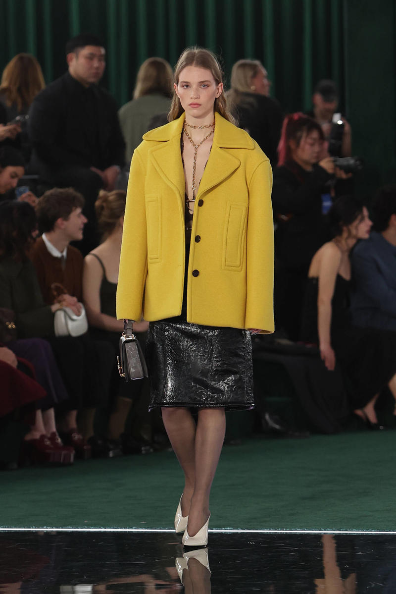 milan-fashion-week--gucci-fall-winter-2025-2026-collection-milan-fashion-week--gucci-fall-winter-2025-2026-collection_(4).jpg