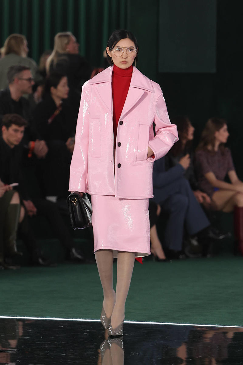 milan-fashion-week--gucci-fall-winter-2025-2026-collection-milan-fashion-week--gucci-fall-winter-2025-2026-collection_(6).jpg
