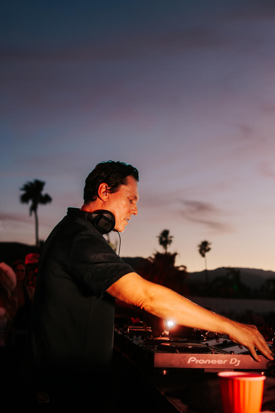 coachella-valley-music-and-arts-festival-2025--artists--images--photos--performance---images-Coachella25_W1_Sun_J_Bajsel_039283.jpg