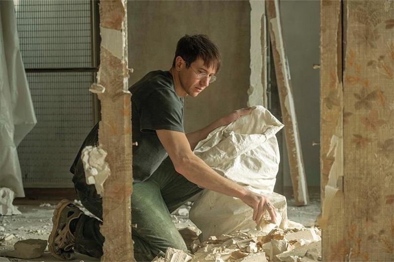 Venice Film Festival 2025, Review of A pied d’oeuvre - At Work