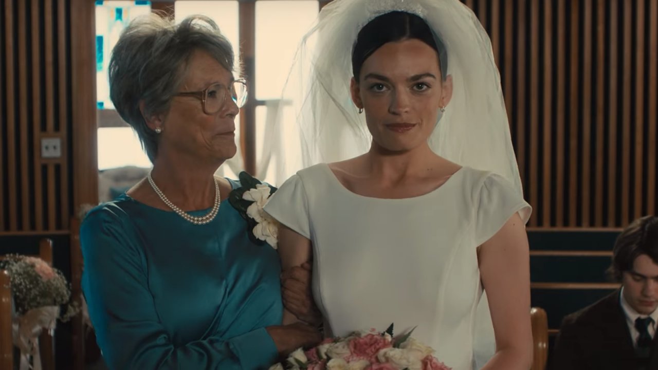 Ella McCay, Jamie Lee Curtis Interview