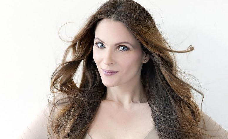 Movie Dead Man's Wire, interview with actress Stephanie Bertoni