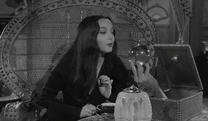 Carolyn Jones: The Texas Actress Who Conquered Hollywood as Morticia Addams