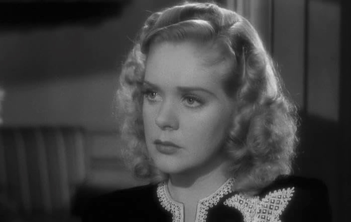 Alice Faye: Icon of Classic American Cinema and Her Legacy in Musicals