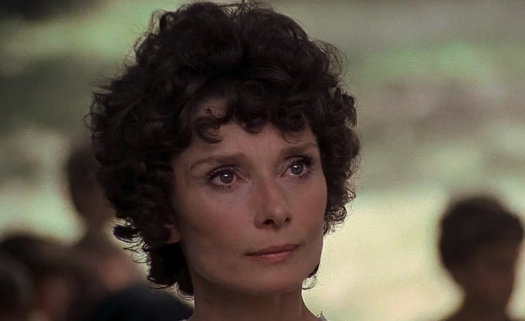 Audrey Hepburn: Classic Hollywood Cinema Icon