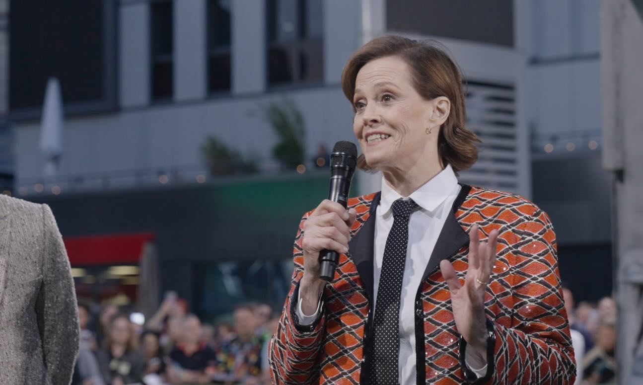 Star Wars: The Mandalorian and Grogu,  Pedro Pascal, Sigourney Weaver and Jon Favreau Interview